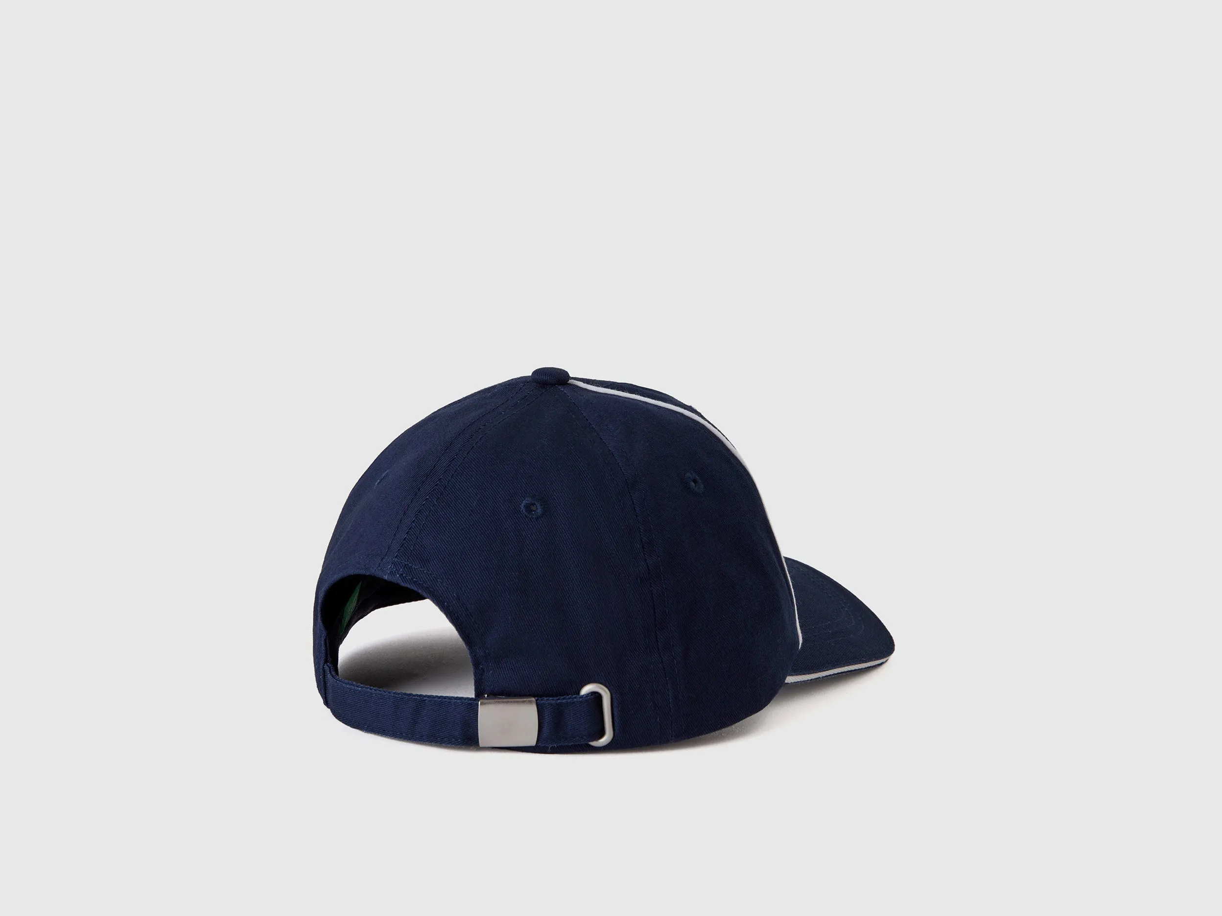 CAP WITH BRIM