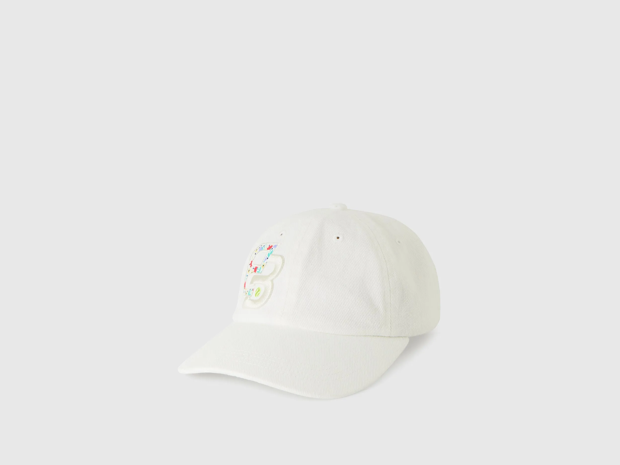 CAP WITH DENIM LOOK PRINT